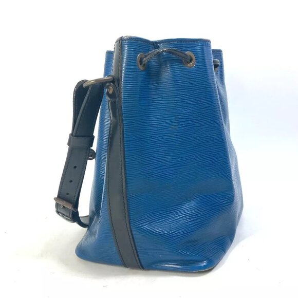 LOUIS VUITTON Epi Petit Noe drawstring Bicolor Shoulder Bag - Picture 3 of 16